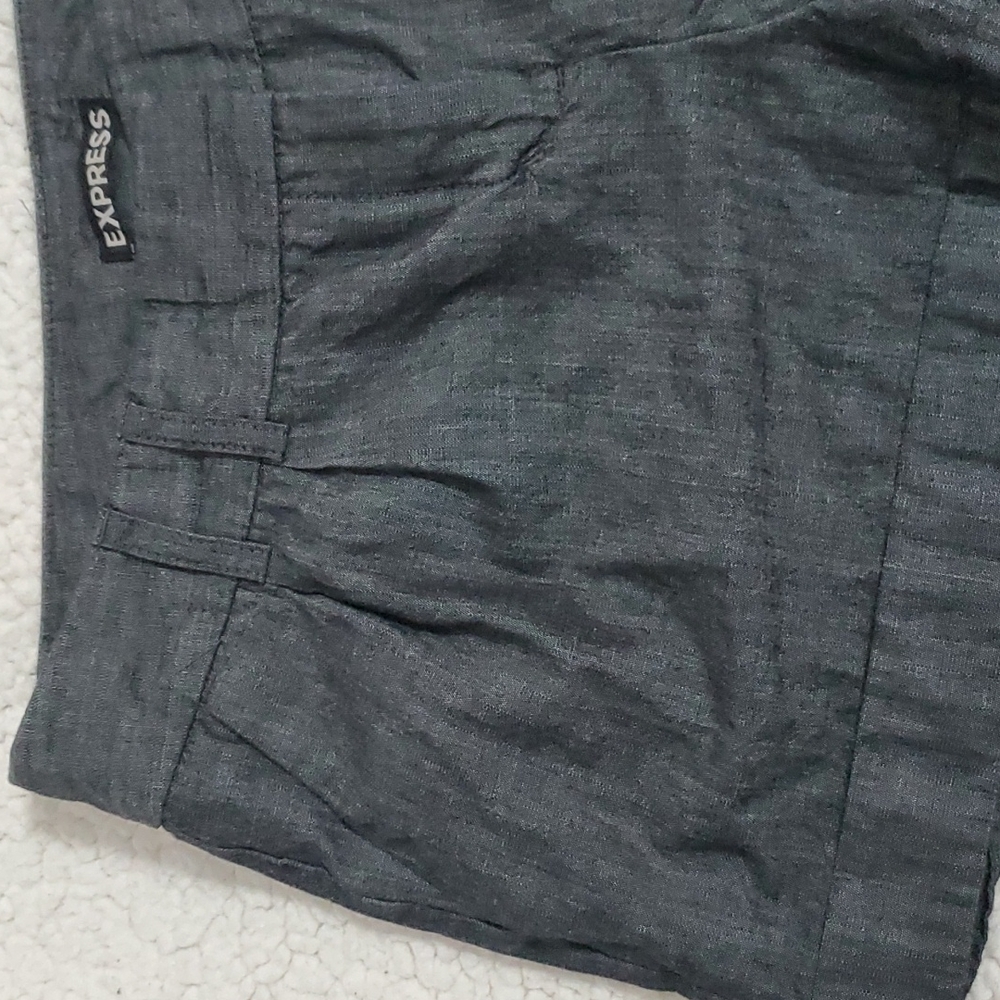 Express Shorts - Picture 3 of 4
